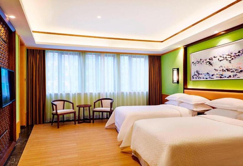 Номер Стандарт, Four Points By Sheraton Heyuan Resort