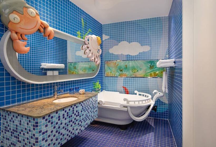 Семейный Номер, Four Points By Sheraton Heyuan Resort