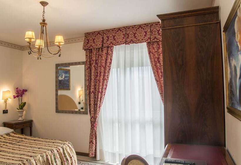 Quarto Economy Vista Mar, Miramare