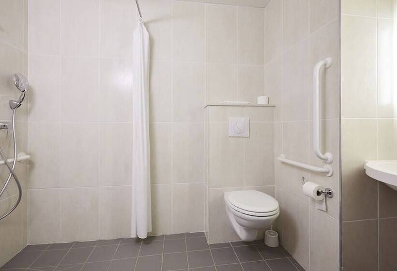 Номер Стандарт Адаптированный для Инвалидов, B&b Hotel Marne La Vallée Torcy