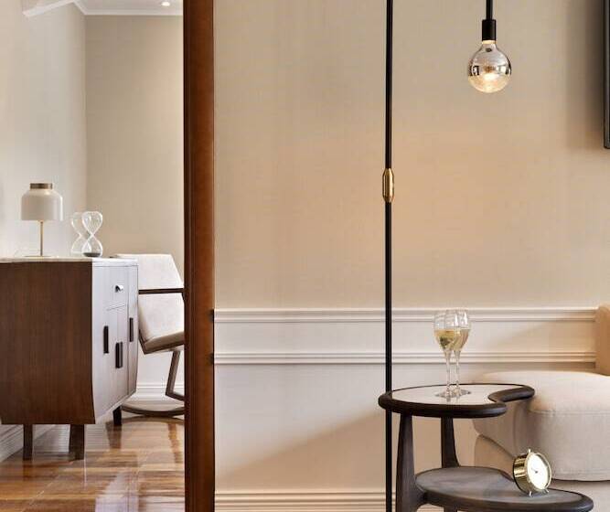 Люкс Повышенной Комфортности, Brown Beach House & Spa