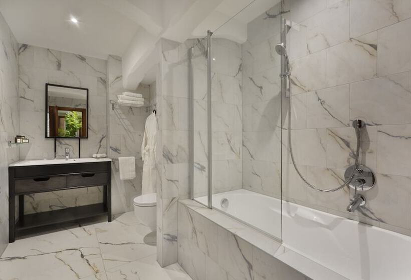 Номер Deluxe, Brown Beach House & Spa