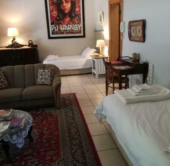 Семейный Номер, 22 Van Wijk Street Tourist Accommodation