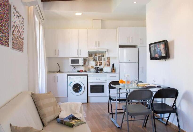 شقة غرفة نوم واحدة مزودة بشُرفة, Singularstays Plaza Del Mercado