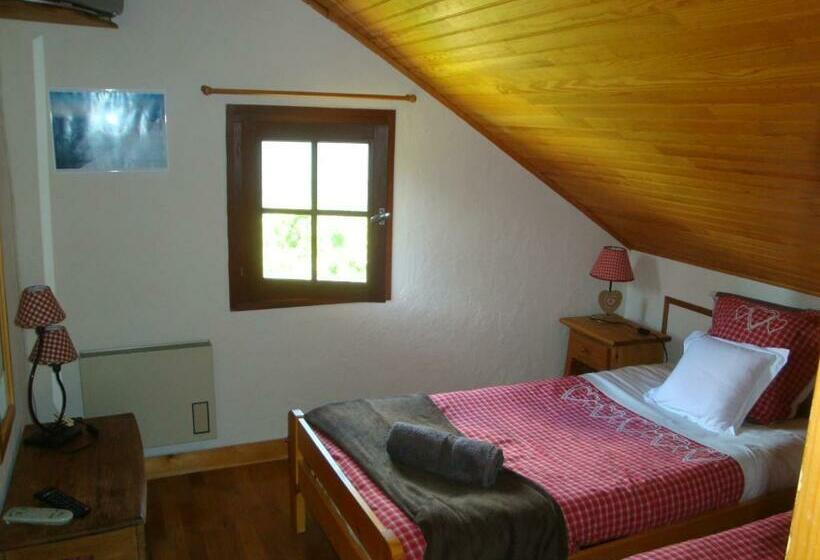 Семейный Номер, Chambres D'hôtes Le Génépi