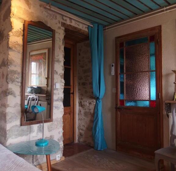 Номер Стандарт, Riverside Home Cottage