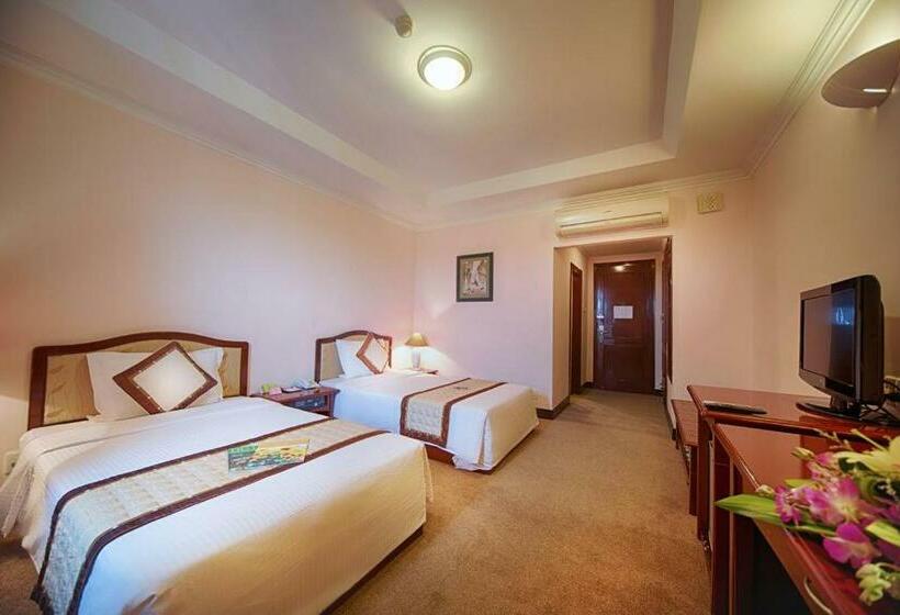 Quarto Superior, Muong Thanh Grand Phuong Dong
