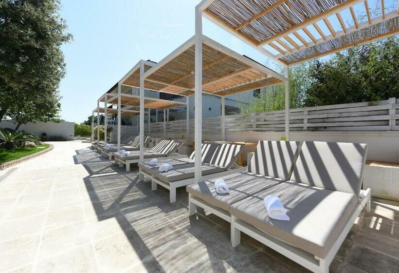 Номер Deluxe Вид на Бассейн, Il Sole Bed And Breakfast