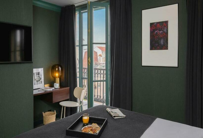 Quarto Estandar, Bob
