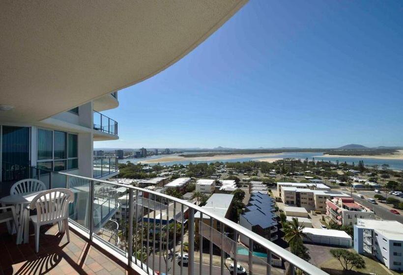 Апартаменты Deluxe 3 Спальни, Chateau Royale Beach Resort Maroochydore