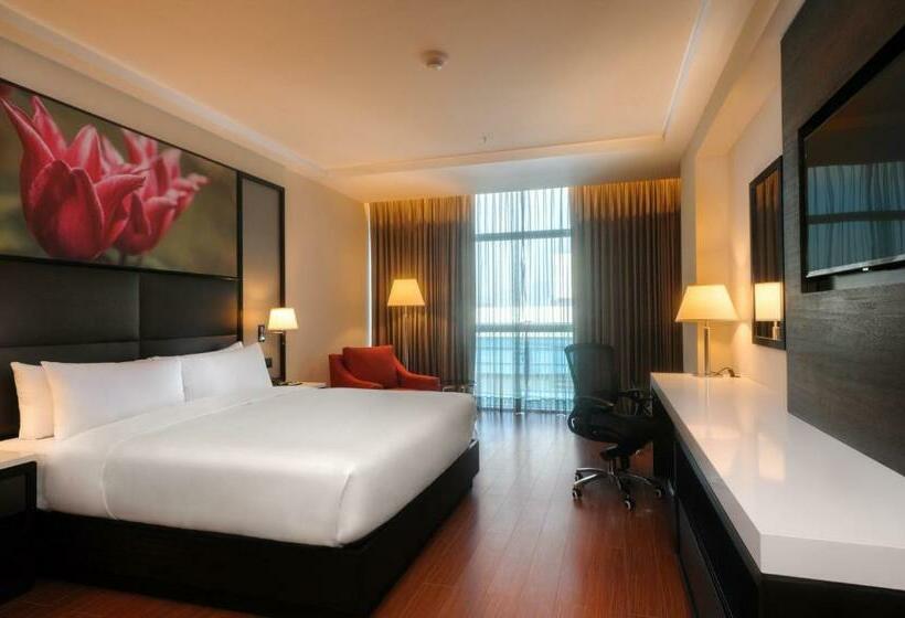 스탠다드 룸 킹사이즈 침대, Hilton Garden Inn Lima Surco, Peru