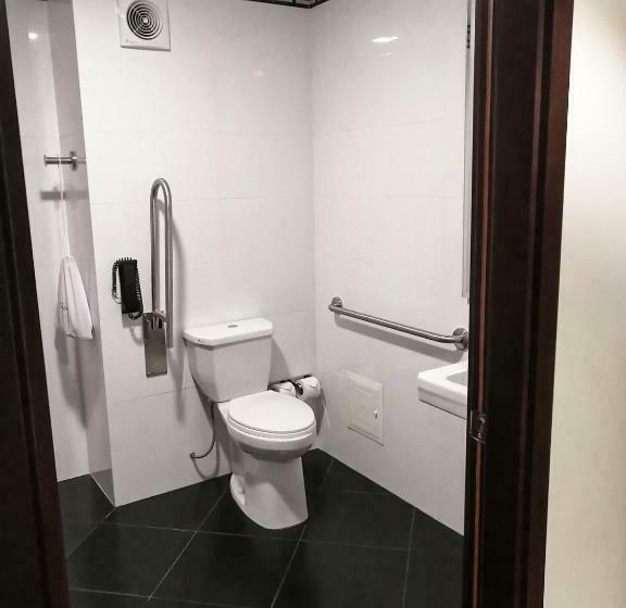 장애인을 위한 킹사이즈 침대 스탠다드 룸, Hilton Garden Inn Lima Surco, Peru