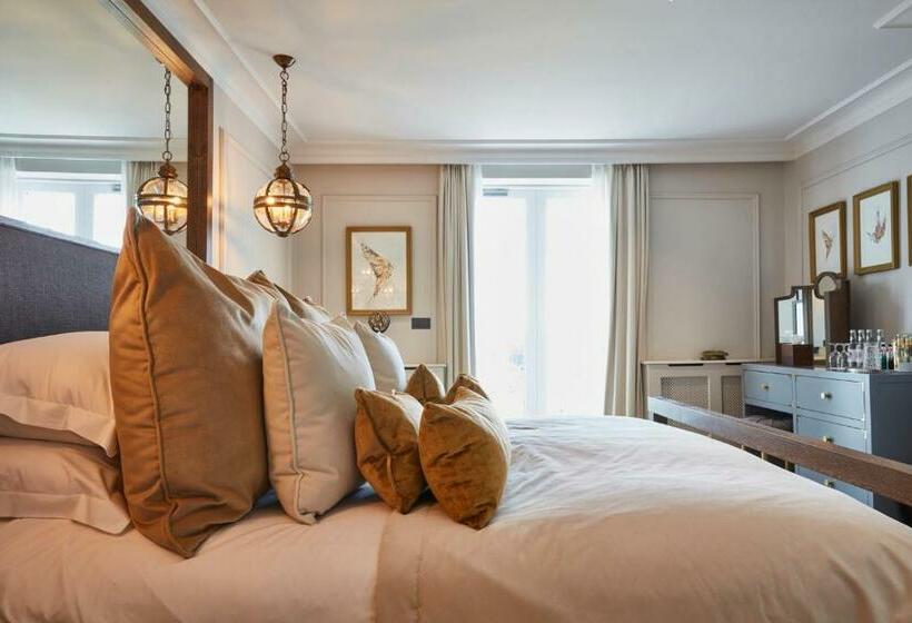Номер Deluxe с Балконом, Lympstone Manor Hotel Restaurant & Vineyard   Relais & Chateaux