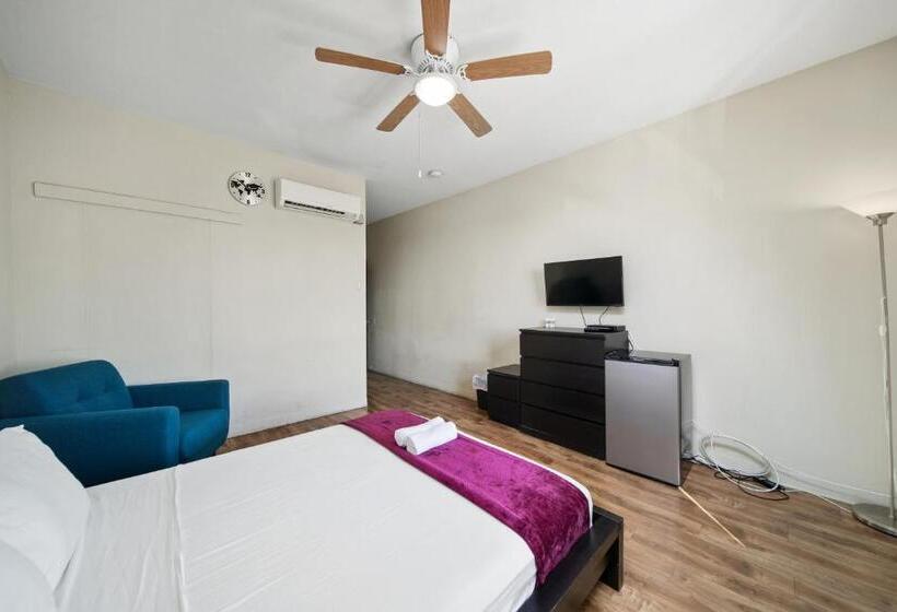 스탠다드 룸 공동 욕실, Samesun Hollywood Hotel & Hostel