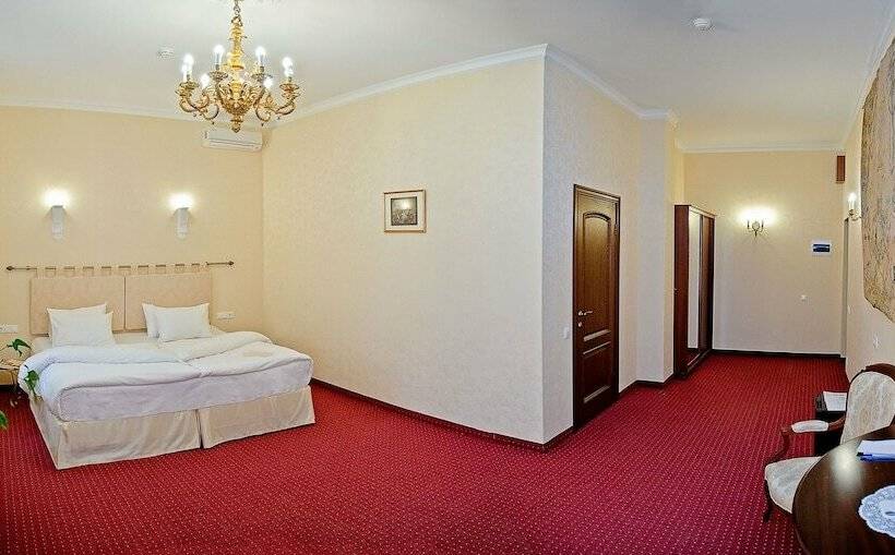 Номер Superior, Bristol