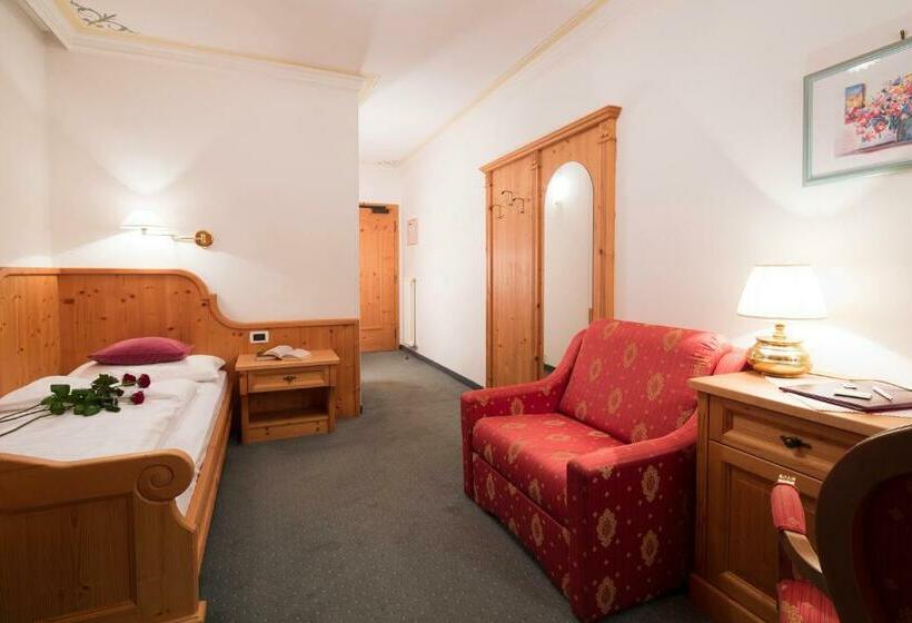 Номер Стандарт Индивидуальный, Dolomites Wellness Hotel Savoy