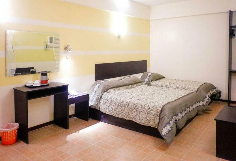 Трехместный Номер Deluxe, Metro Park Hotel Mandaue