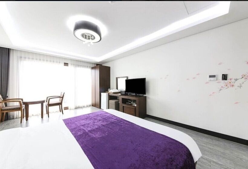 Номер Deluxe, The Seri Resort