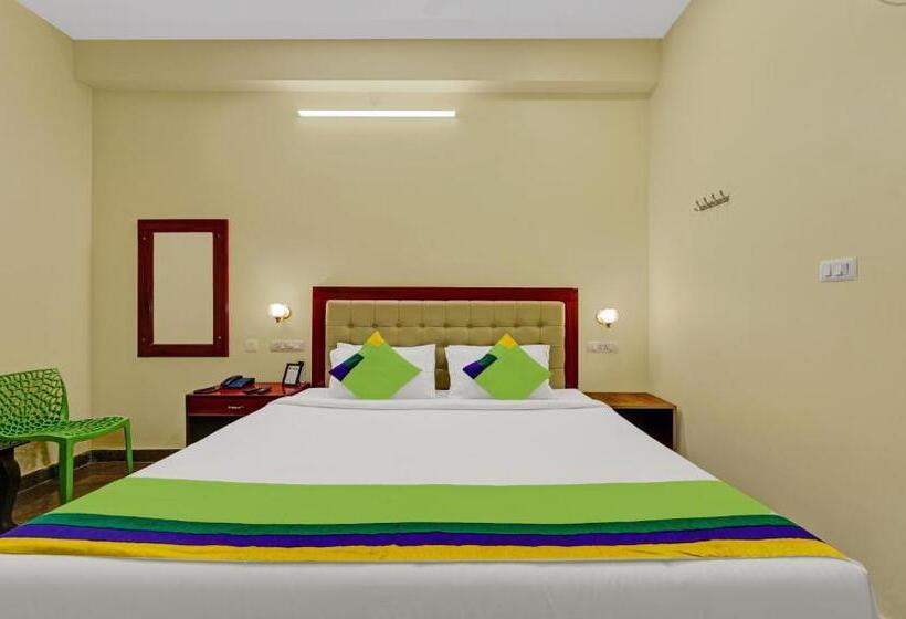 스탠다드 룸, Treebo Grace Inn, 3 Min Walk From Promenade Beach