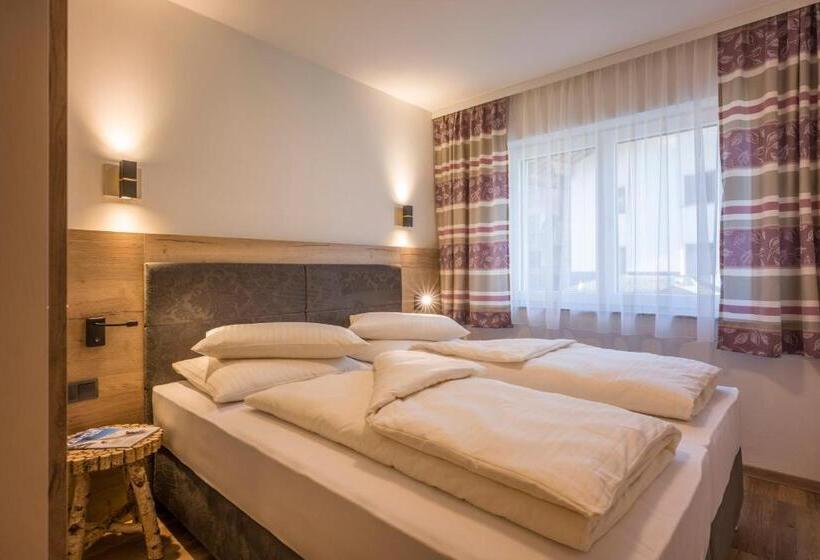 Апартаменты 3 Спальни, Aparthotel Alptirol