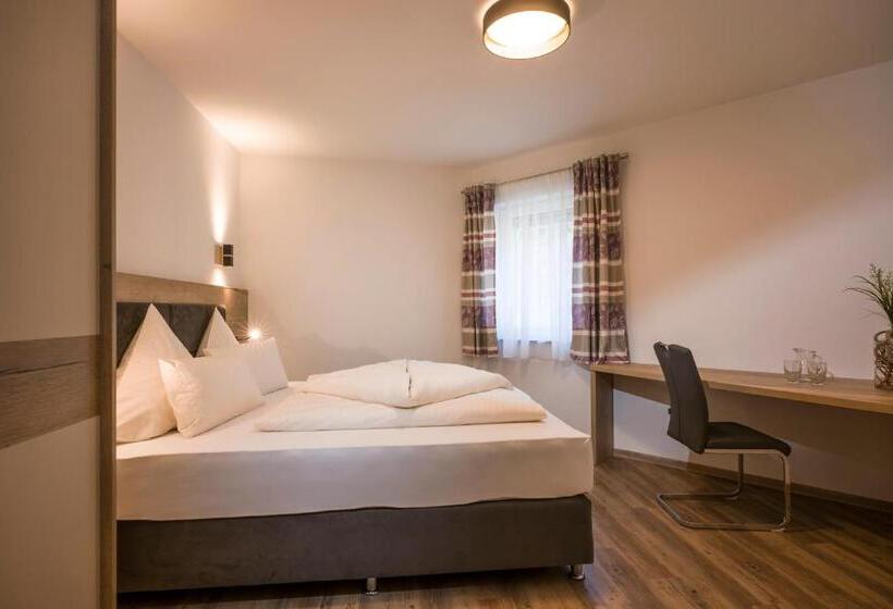 Апартаменты 3 Спальни, Aparthotel Alptirol