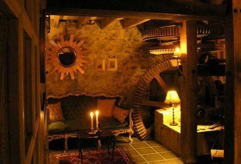 스탠다드 룸, Moulin Du David