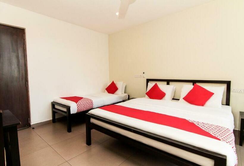 豪华三人间, Saninro Hotel   Ragama
