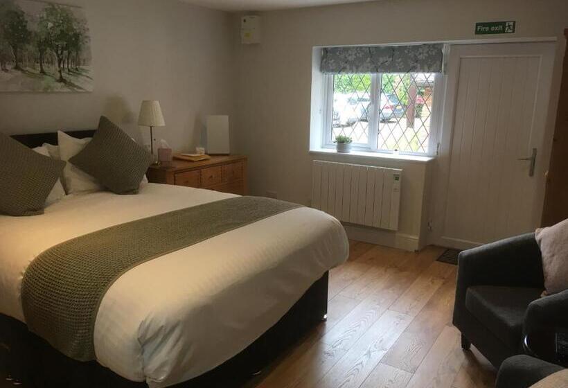 Номер Стандарт, Trumbles Gatwick B&b