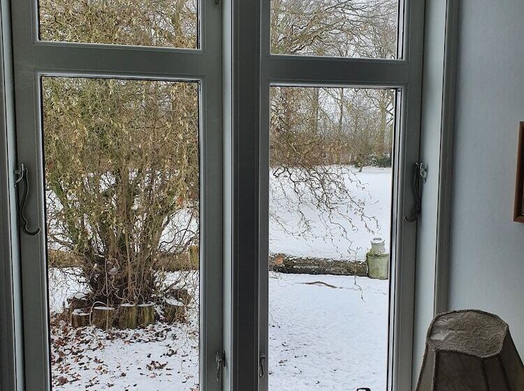 חדר סטנדרד יחיד חדר אמבטיה משותף, Holtegaard Bed & Breakfast