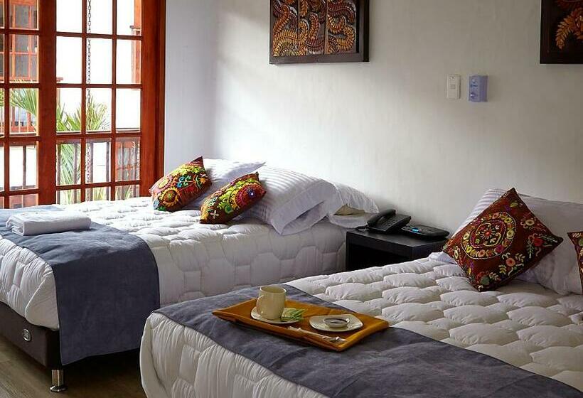 Chambre Quadruple Standard, Lombok Hotel & Spa Antes Hotel Casablanca