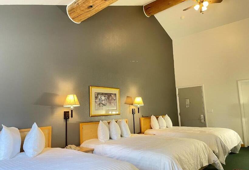 Семейное Студио, Moose Creek Lodge & Suites