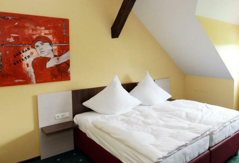 Номер Стандарт, Apartments Golfpark Schlossgut Sickendorf