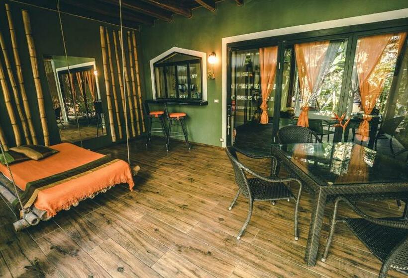 스위트, Canaima Chill House