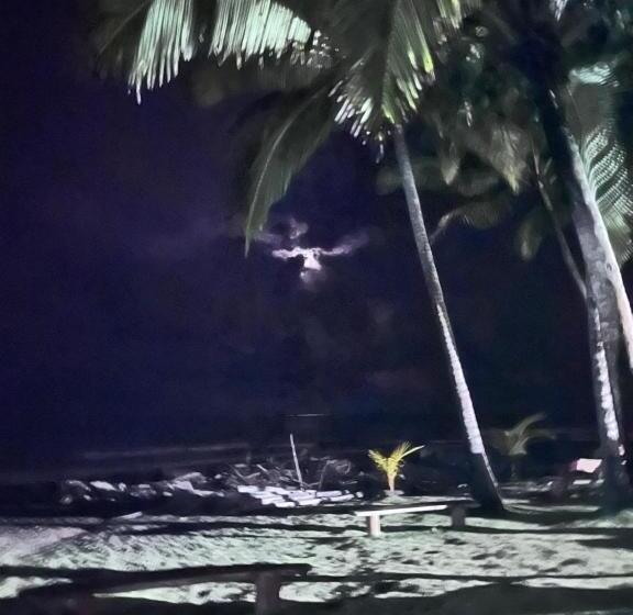 إستوديو قياسى, Ola Bonita Beachfront Apart