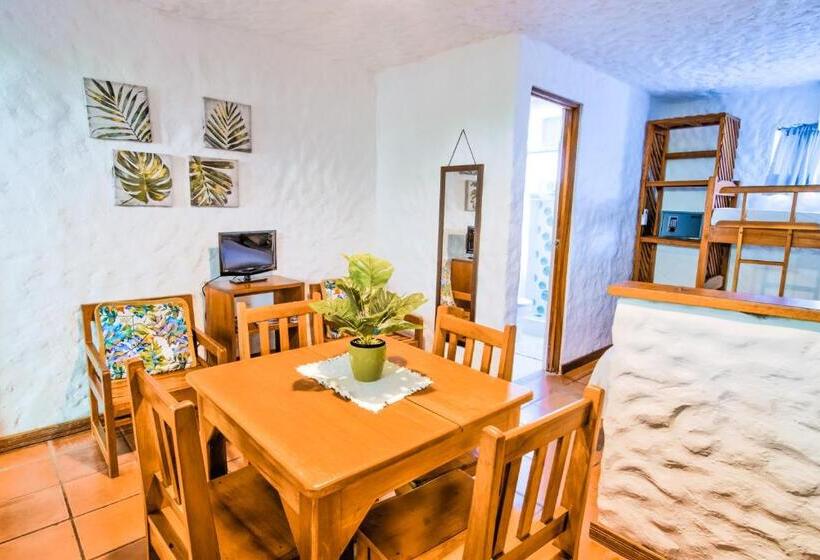 إستوديو قياسى, Ola Bonita Beachfront Apart
