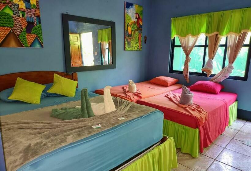 Четырехместный Номер Стандарт, Cabinas Tortuguero Natural