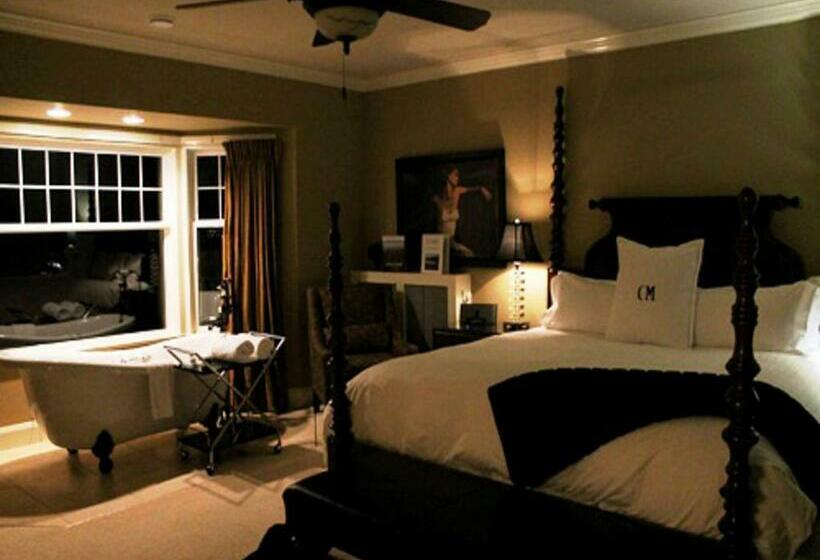 سوئیت با تخت بزرگ, Crown Mansion Boutique Hotel & Villas