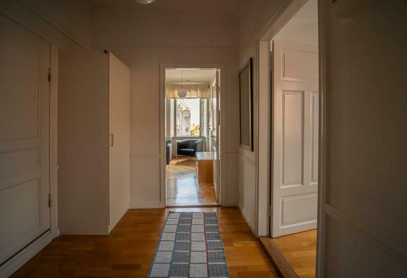 Апартаменты 2 Спальни, Stora Torget   Visby Lägenhetshotell