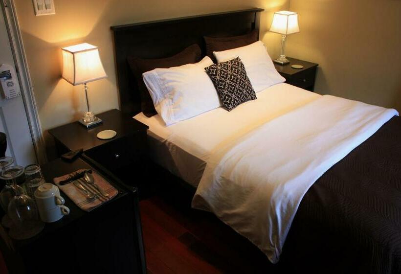 デラックスルーム, The Duckworth Inn