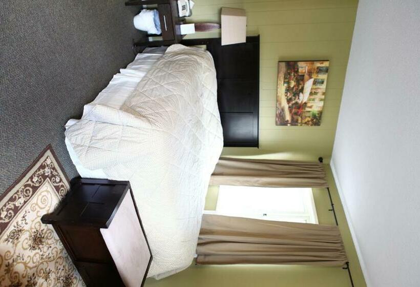 스탠다드 룸, Swiss Chalets Motel