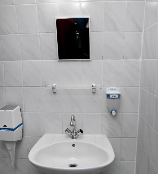 家庭间, Budget Hotel Ben