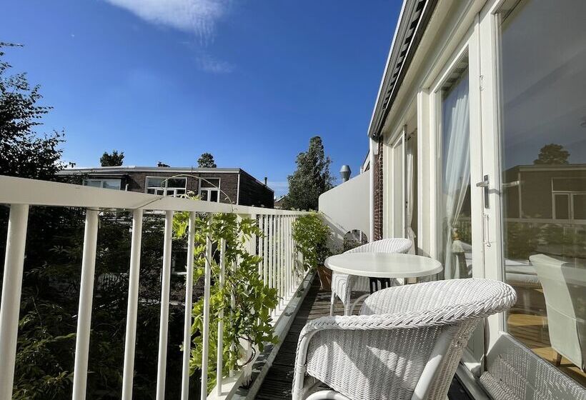 패밀리 스위트, Bed And Breakfast Amsterdam