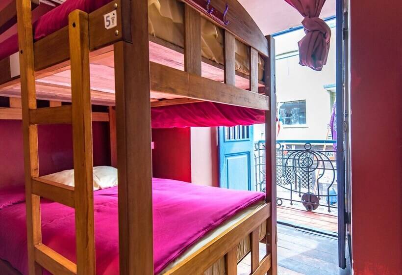 Кровать в Общей Комнате, Inka Wild Hostel