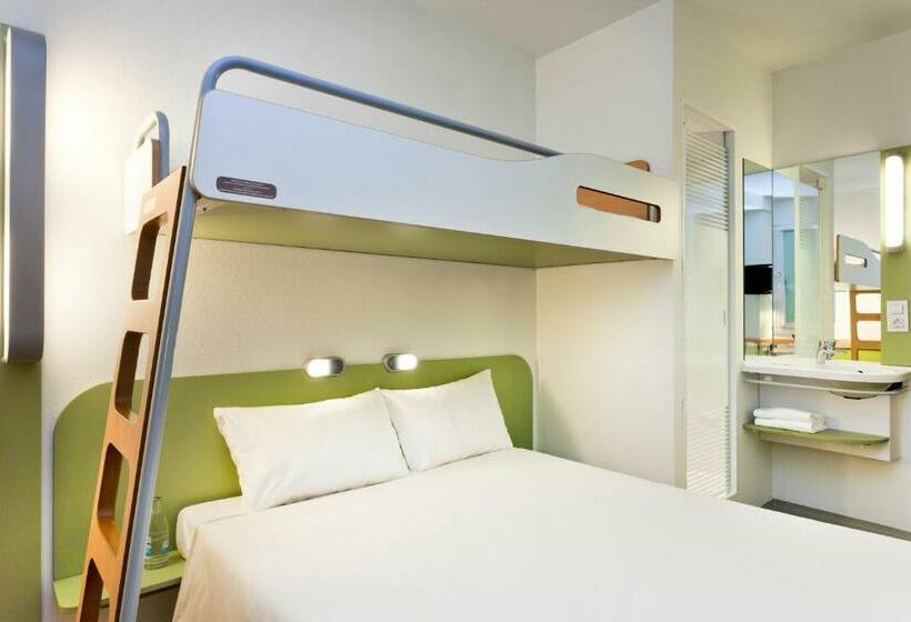 Habitación Estándar Cama Matrimonio, Ibis Budget Bilbao Arrigorriaga