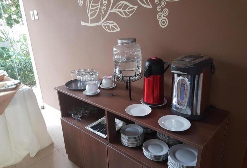 Habitación Cuádruple Superior, Belle Sand