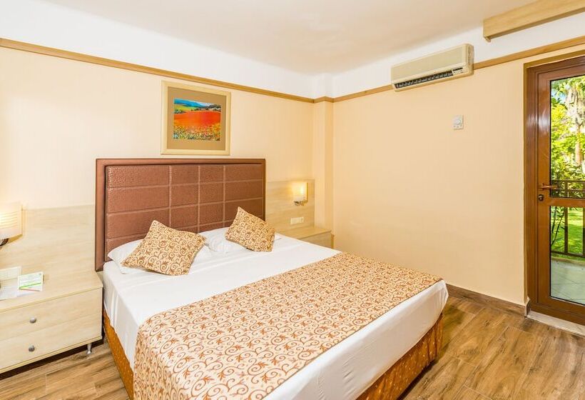 Семейный Номер, Vonresort Golden Beach & Aqua   Kids Concept Ultra All Inclusive