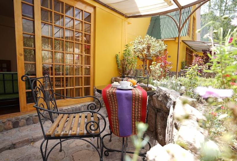 اتاق استاندارد, Amaru Valle