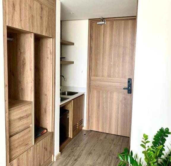 اتاق استاندارد چهار تخته با چشم‌انداز دریا, Venus Apartment   Apec Mandala Phú Yên