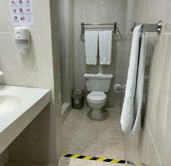 Quarto Estandar, Camino Real Popayán Colombia