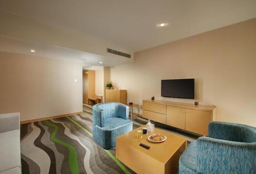 스위트, Holiday Inn Express Tangshan Downtown, An Ihg